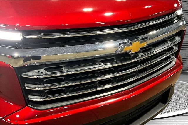 Certified 2025 Chevrolet Traverse LT FWD image 30