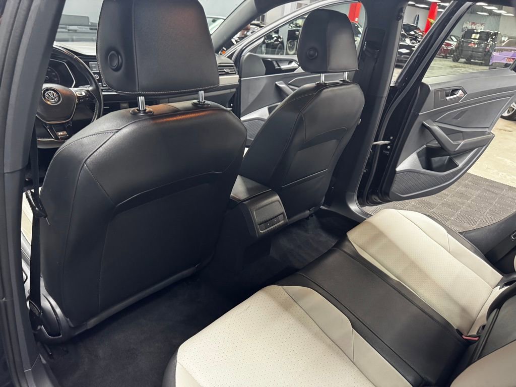 Used 2019 Volkswagen Jetta R-Line w/ R-Line Cold Weather Package FWD image 42