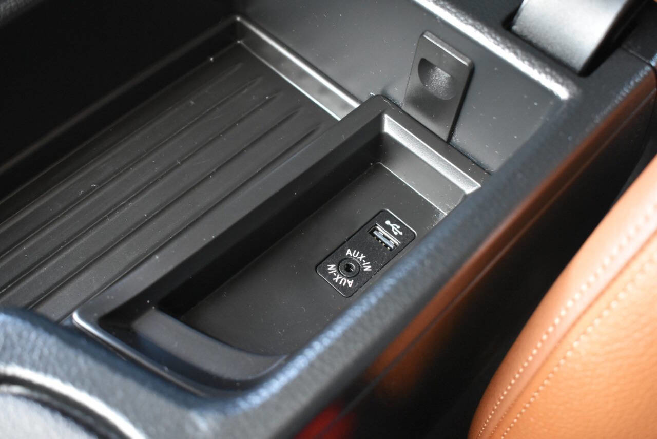 Used 2015 BMW 335i Sedan image 52