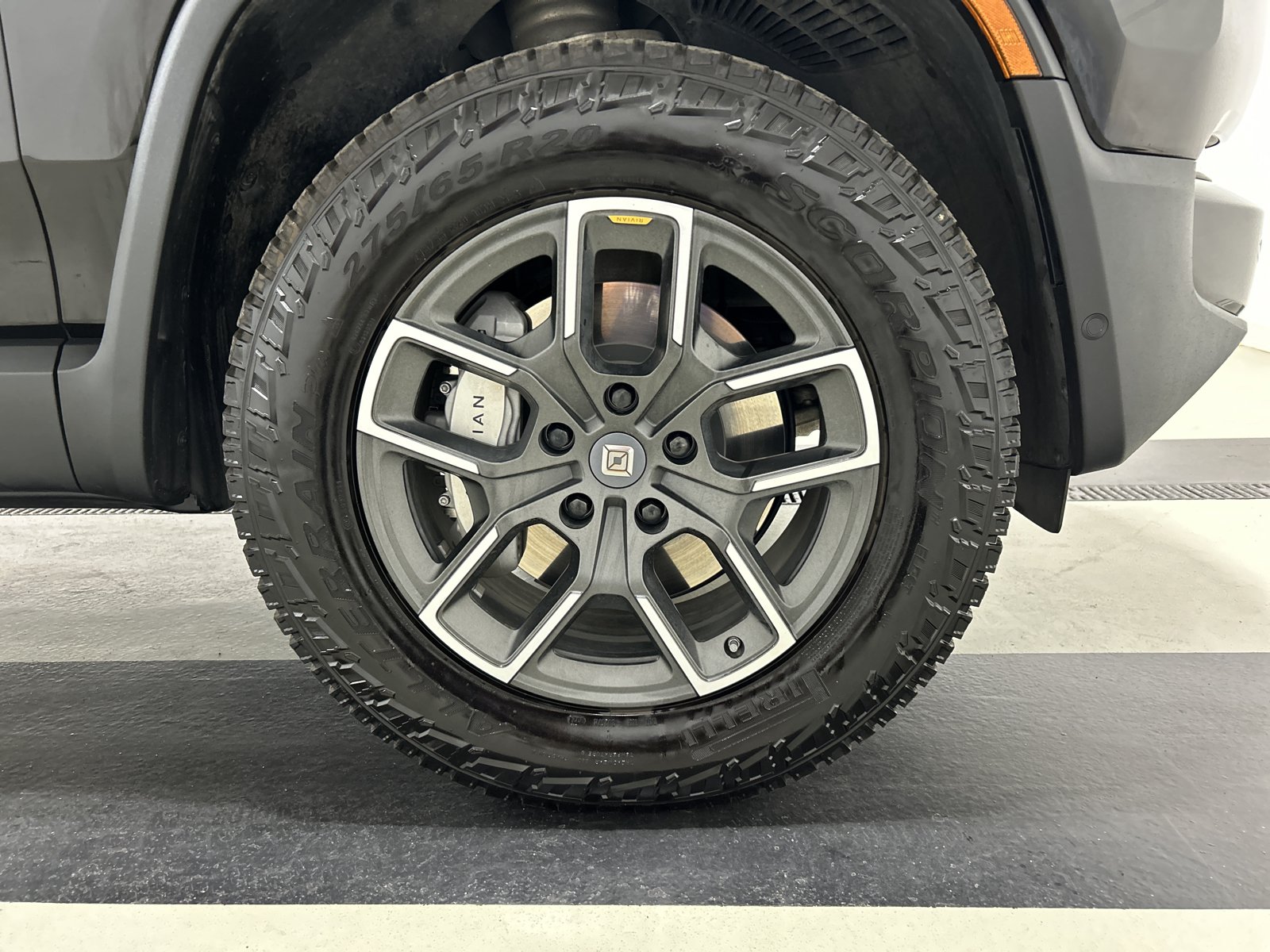 Used 2025 Rivian R1T Adventure AWD/4WD image 11