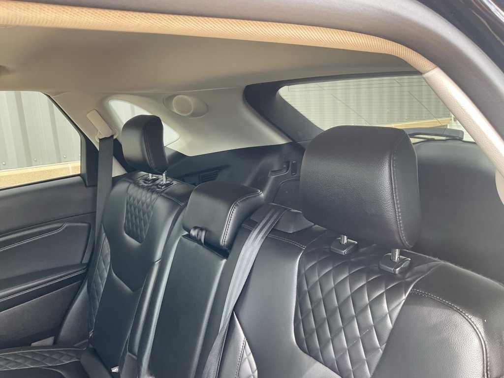 Used 2024 Ford Edge Titanium image 24