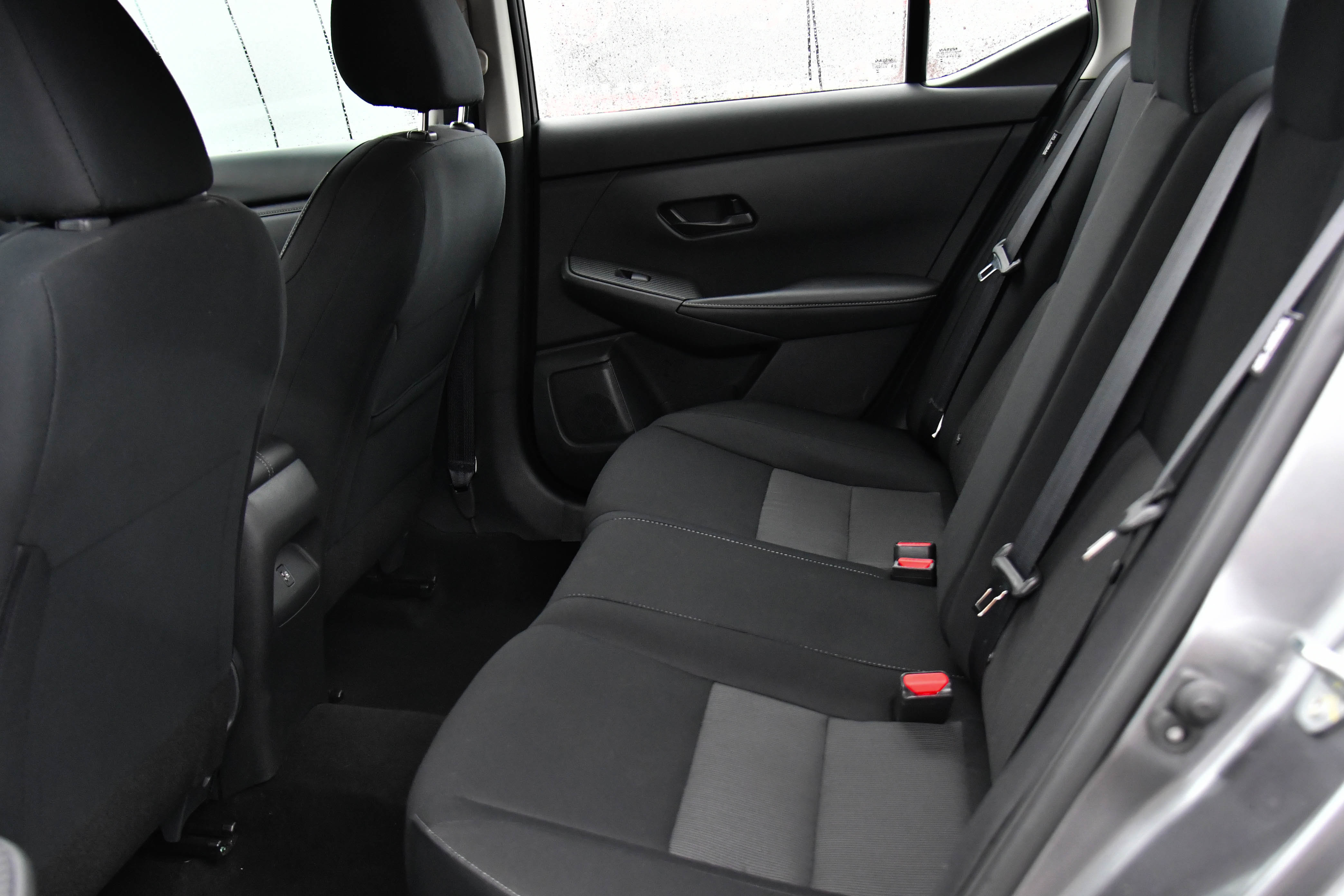 Used 2024 Nissan Sentra SV image 31