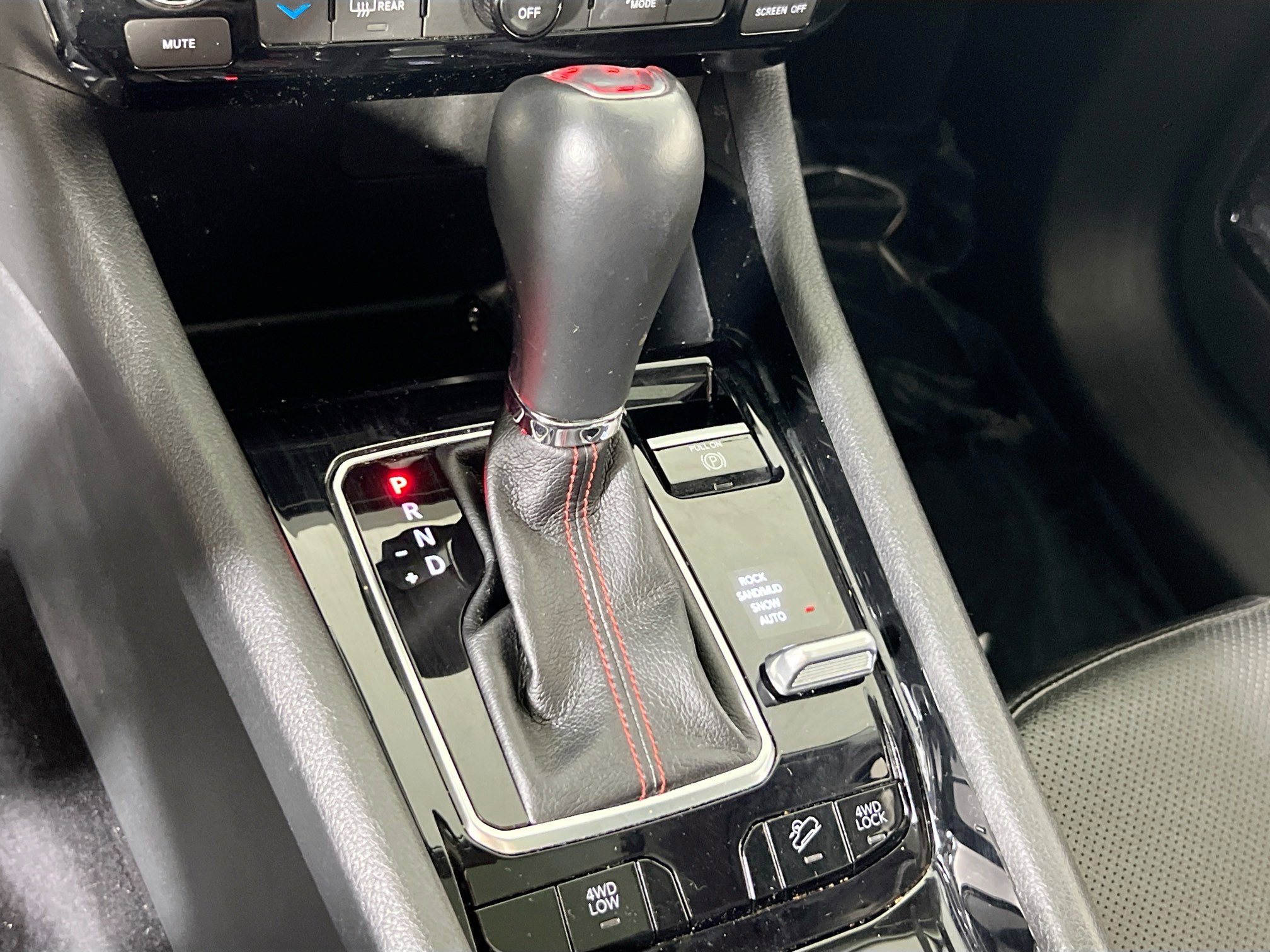 Used 2022 Jeep Compass Trailhawk w/ Trailhawk Elite Group image 17