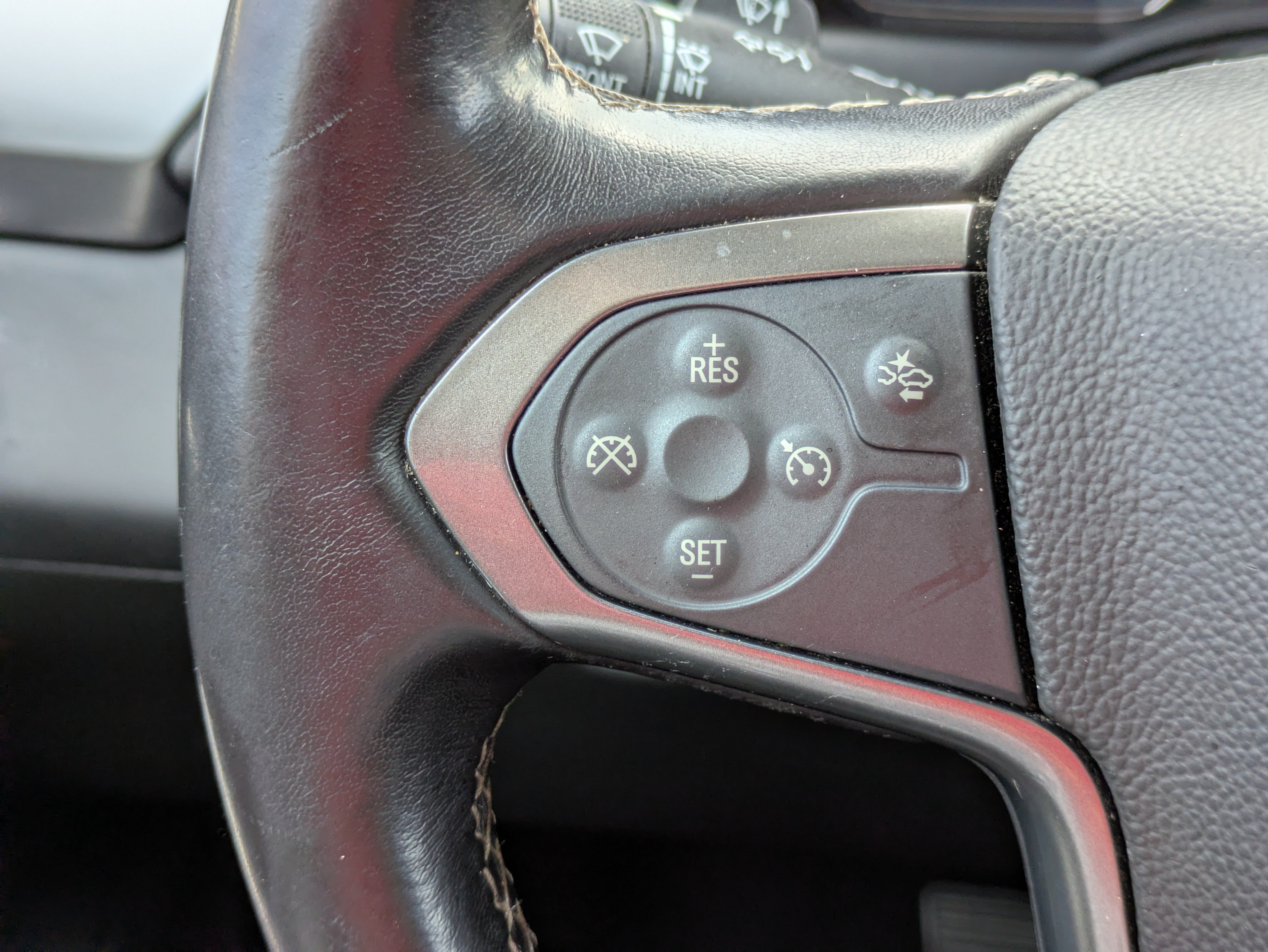 Used 2020 Chevrolet Tahoe LT RWD image 24