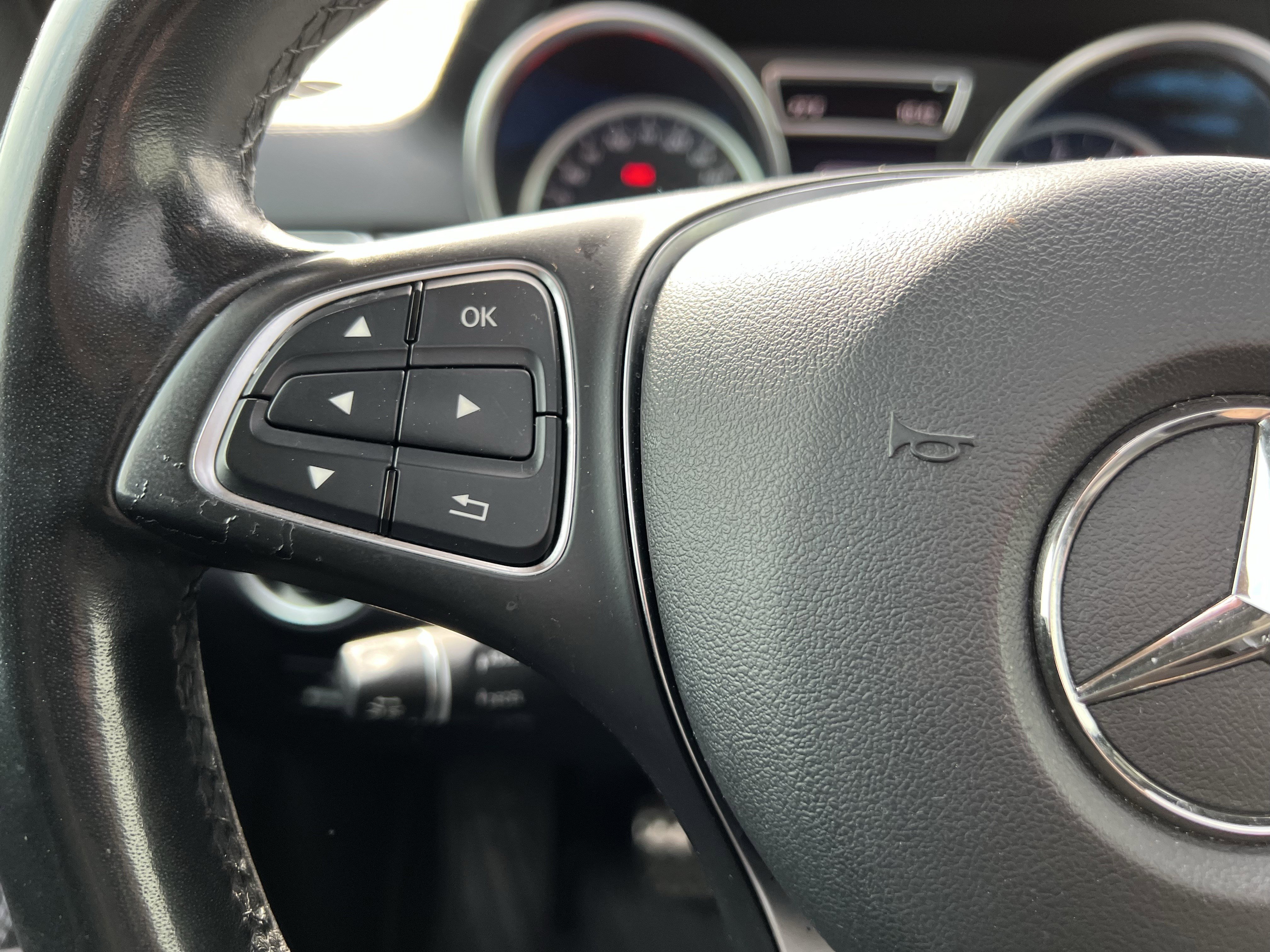 Used 2018 Mercedes-Benz GLE 43 AMG 4MATIC image 19