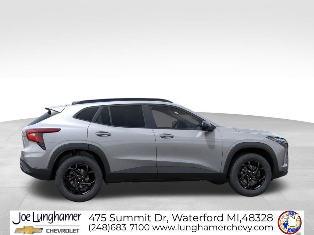 New 2026 Chevrolet Trax LT w/ Sunroof Package FWD image 6