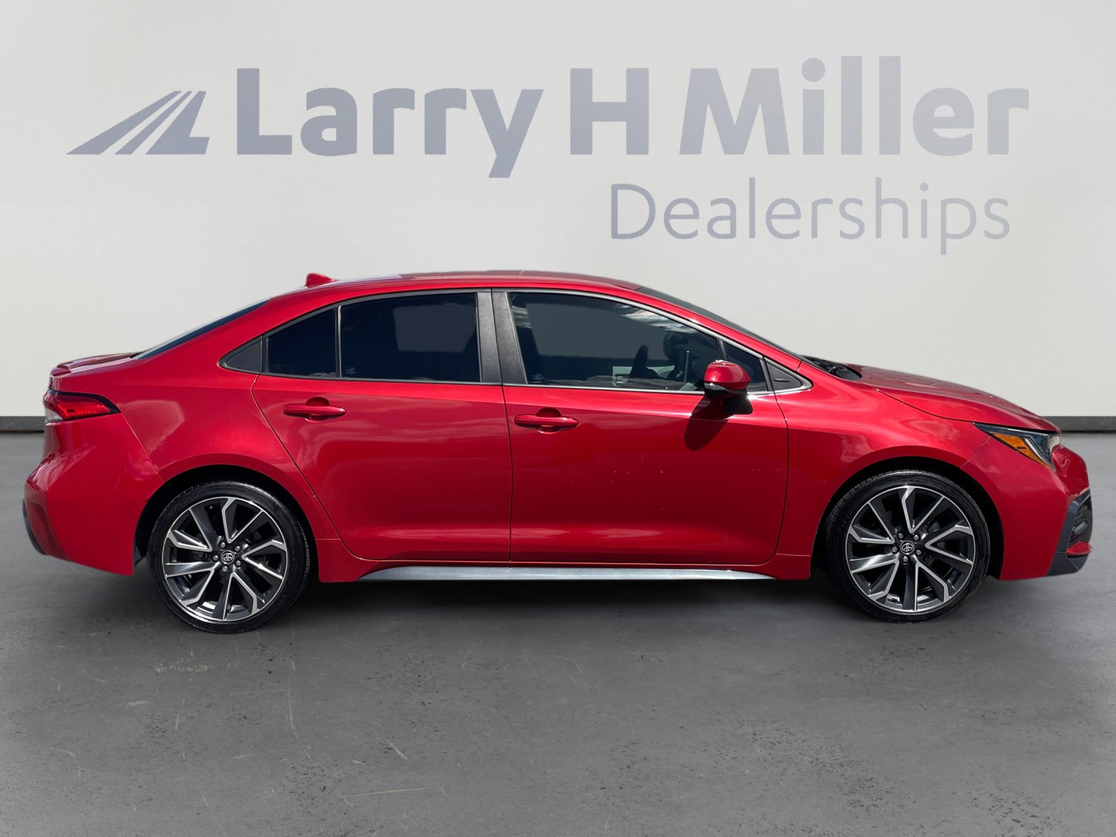 Used 2020 Toyota Corolla SE FWD image 6