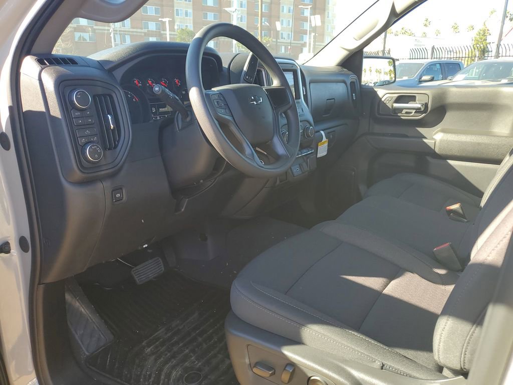 New 2026 Chevrolet Silverado 1500 Custom Trail Boss w/ LPO, Dark Essentials Package image 18