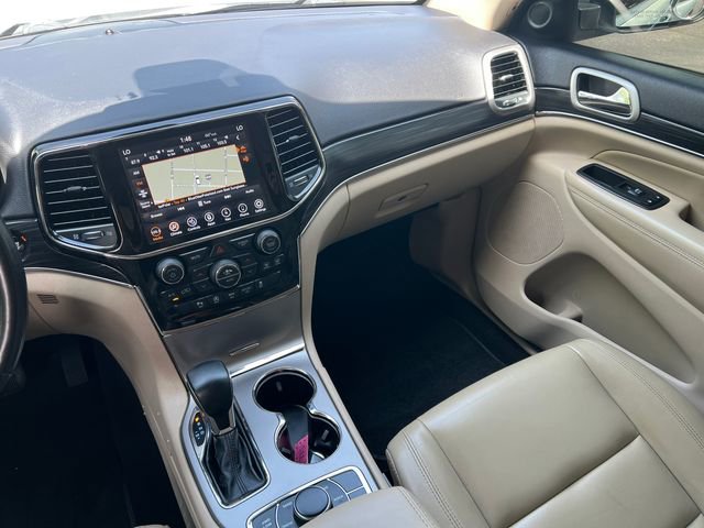 Used 2019 Jeep Grand Cherokee Limited AWD/4WD image 34