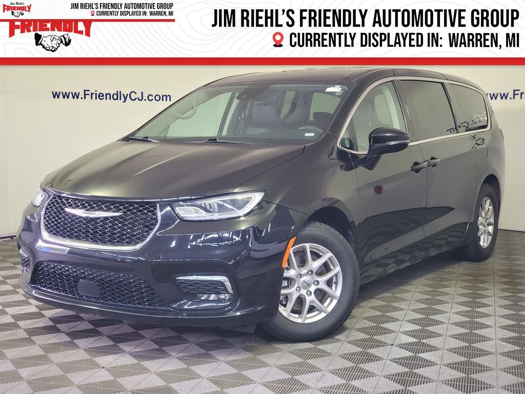 Used 2024 Chrysler Pacifica Touring-L