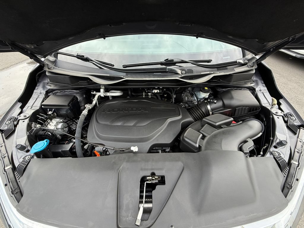 Used 2024 Honda Odyssey Touring image 30