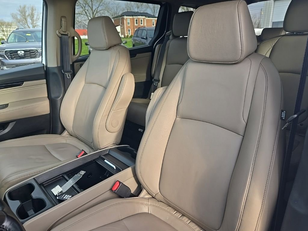 Used 2023 Honda Odyssey Touring image 23