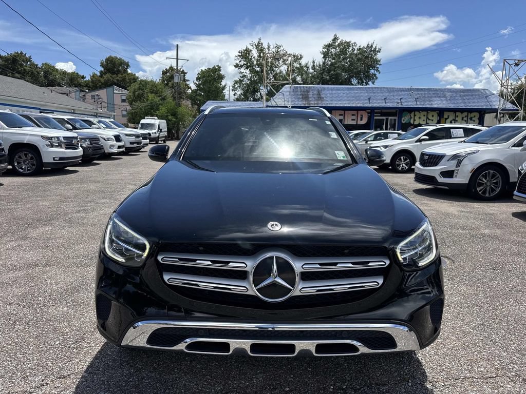 Used 2021 Mercedes-Benz GLC 300 image 2