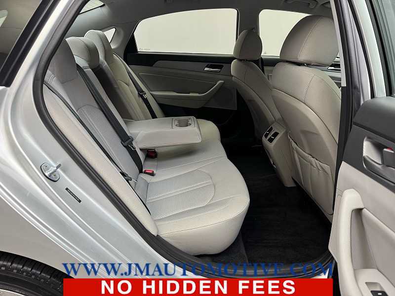 Used 2019 Hyundai Sonata SEL w/ Tech Package 02 FWD image 17