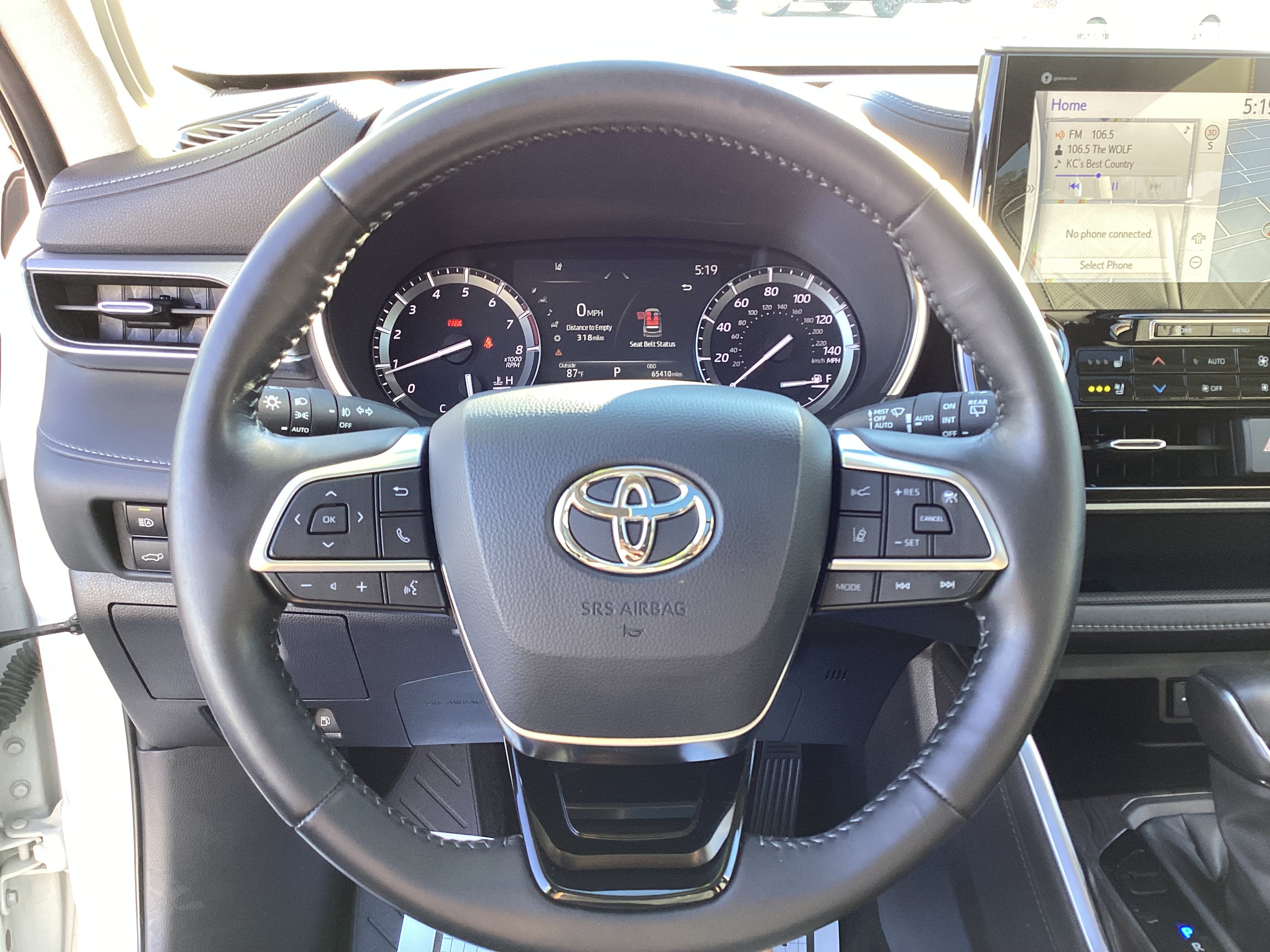 Certified 2021 Toyota Highlander Platinum AWD/4WD image 6