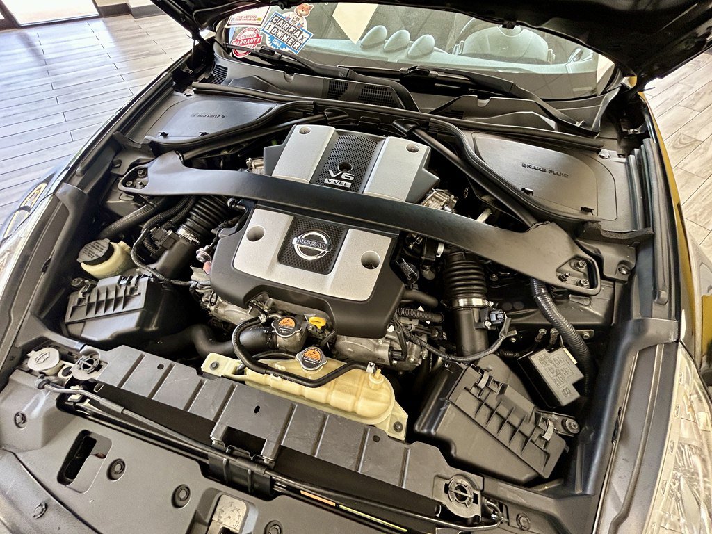Used 2014 Nissan 370Z Touring w/ Navigation Package RWD image 15