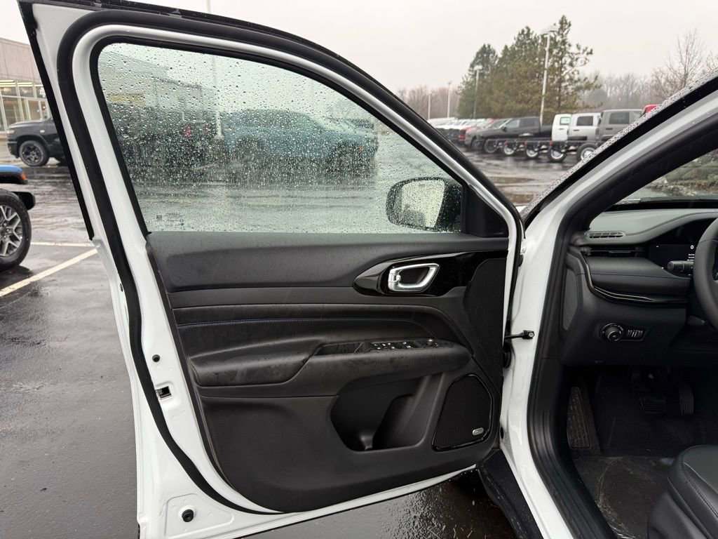 New 2026 Jeep Compass Limited image 51