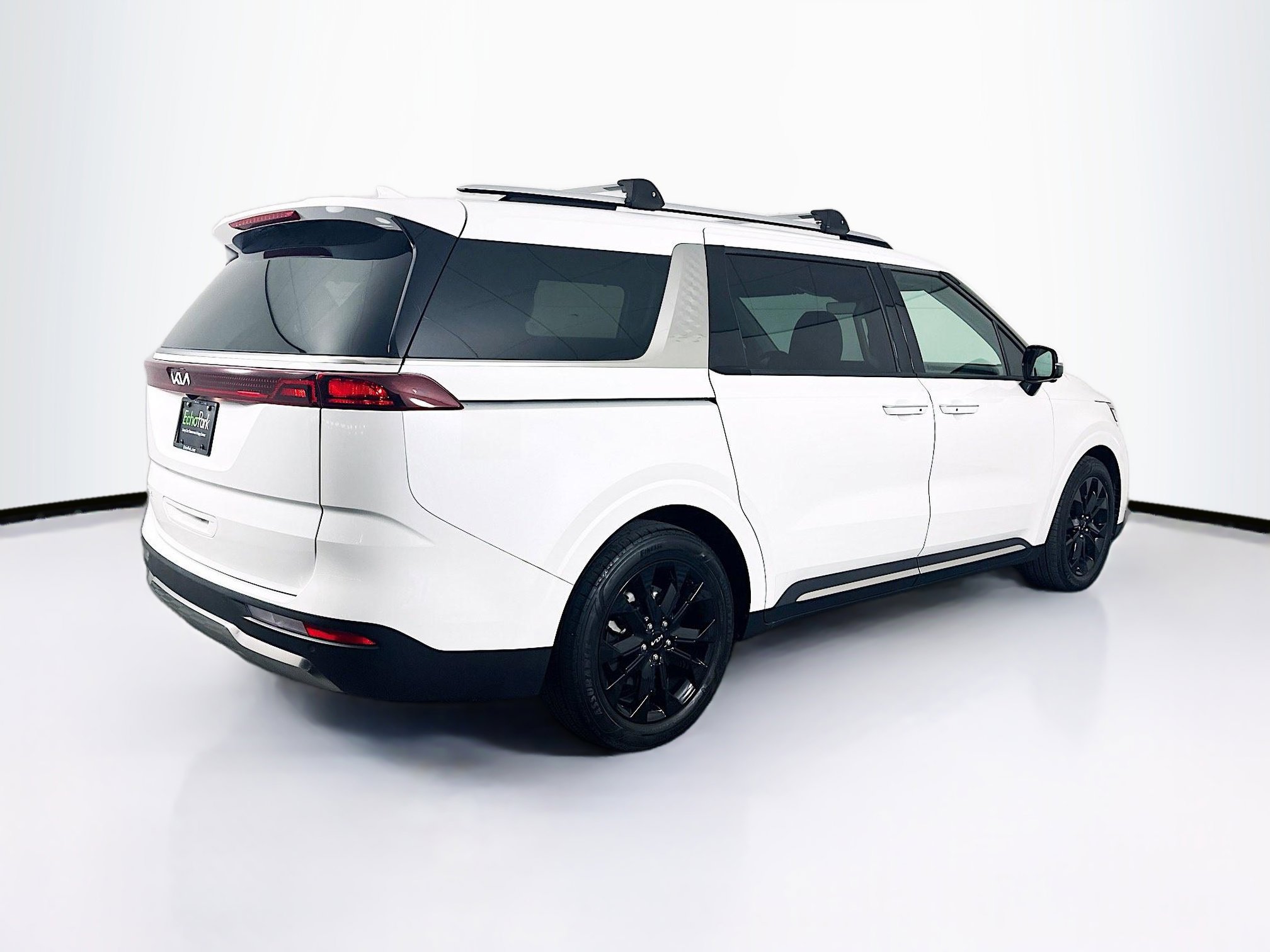 Used 2024 Kia Carnival SX FWD image 9