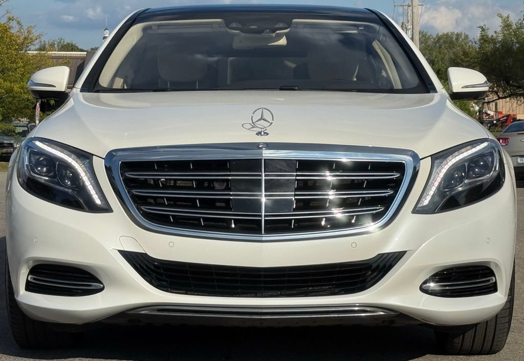 Used 2017 Mercedes-Benz Maybach S 550 4MATIC image 8
