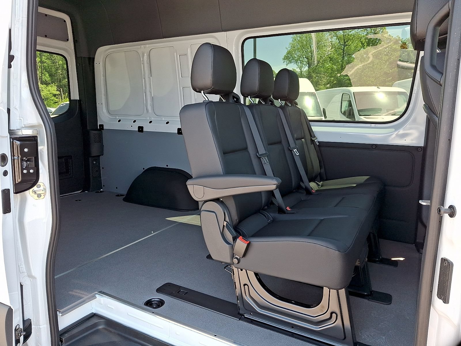 New 2026 Mercedes-Benz Sprinter 2500 image 6