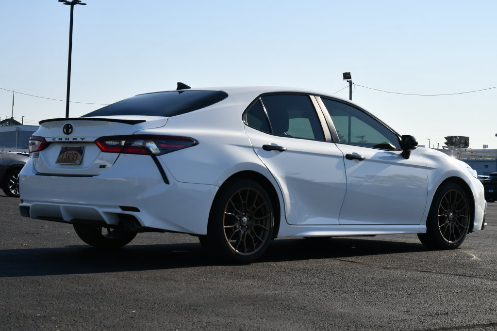 Used 2023 Toyota Camry SE FWD image 7