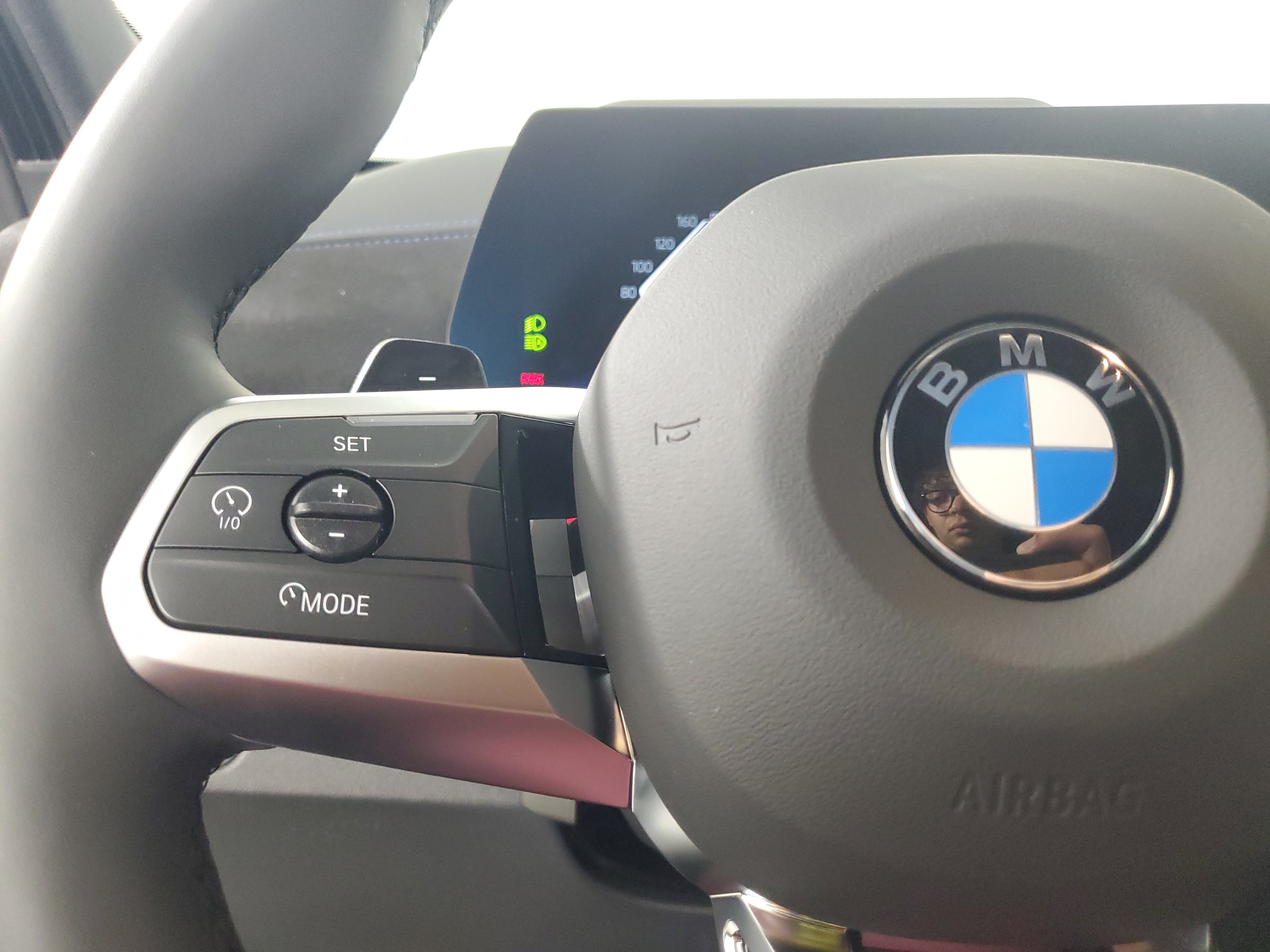 Certified 2025 BMW X2 xDrive28i w/ Technology Package AWD/4WD image 13