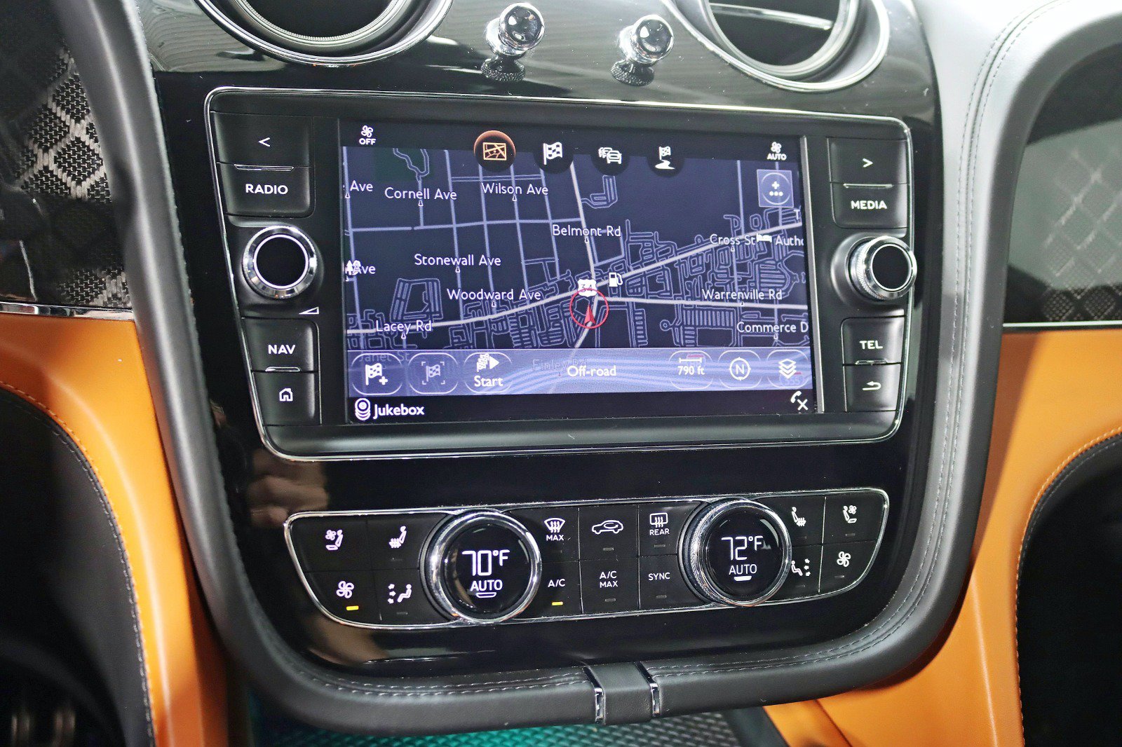 Used 2020 Bentley Bentayga Design Series AWD/4WD image 20