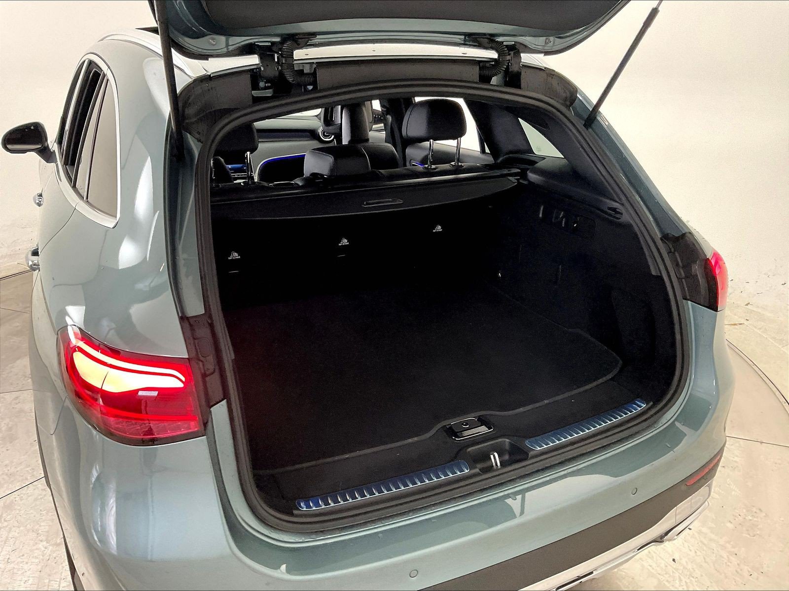 Certified 2026 Mercedes-Benz GLC 300 4MATIC image 40