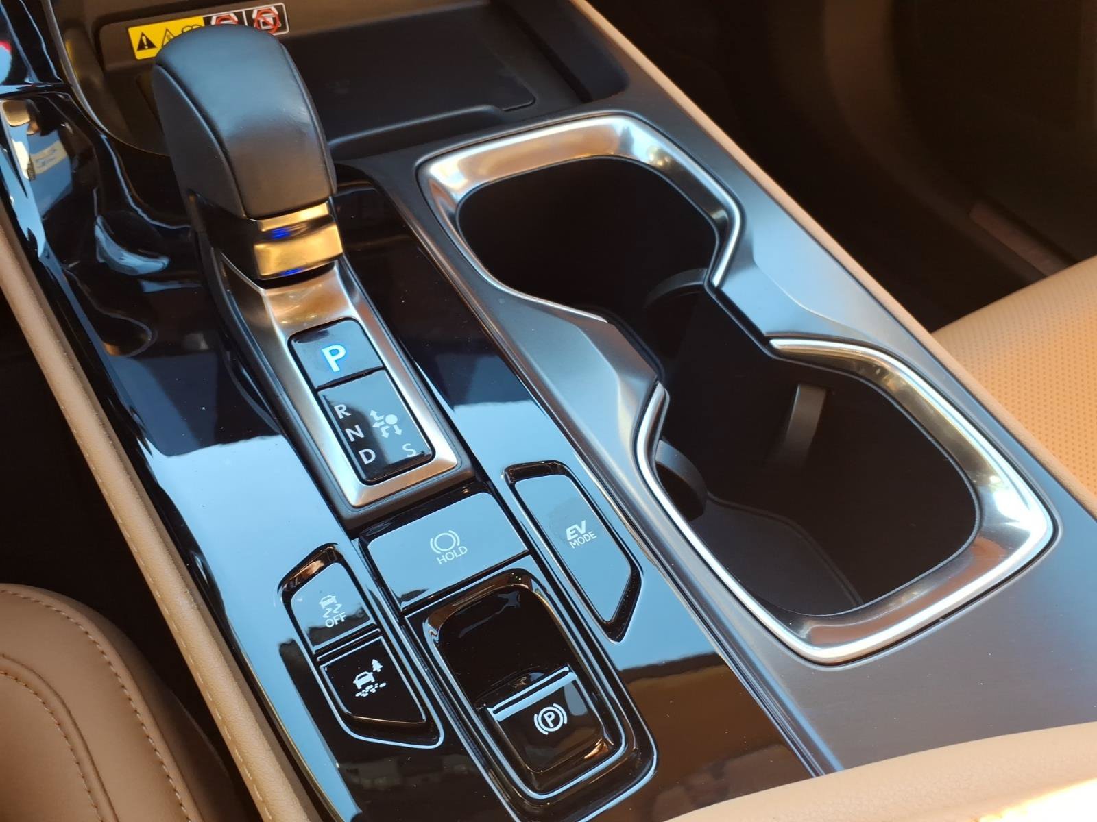 Used 2024 Lexus NX 350h AWD image 10
