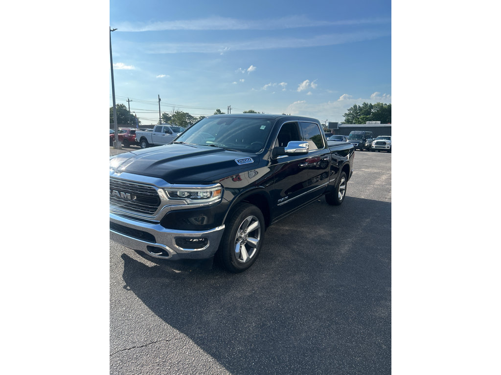 Used 2021 RAM 1500 Limited AWD/4WD image 3