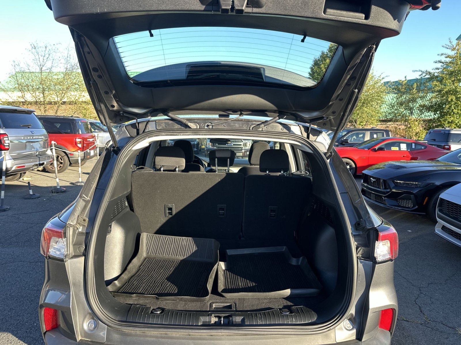 Used 2022 Ford Escape S FWD image 26