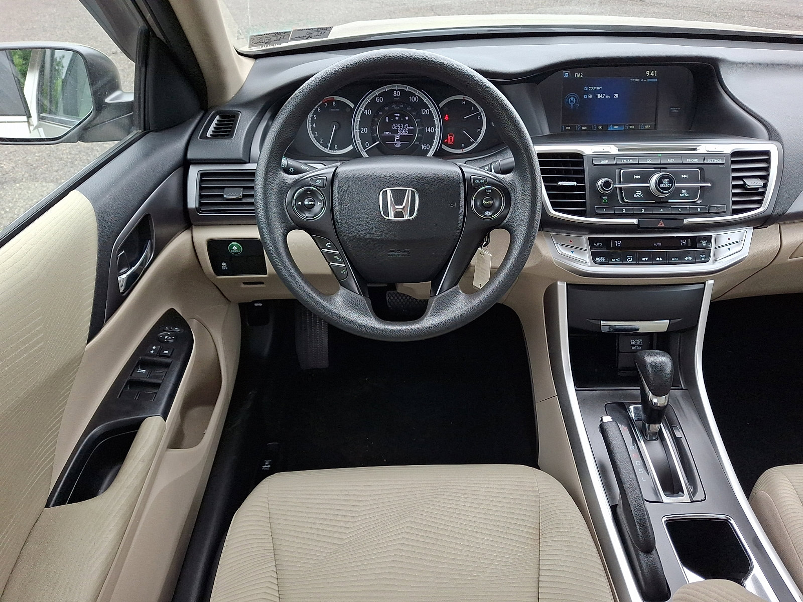 Used 2015 Honda Accord LX image 13