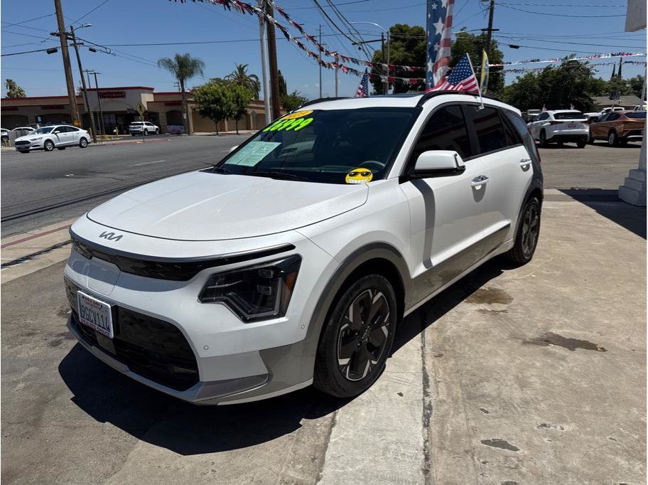 Used 2023 Kia Niro Wave FWD image 7