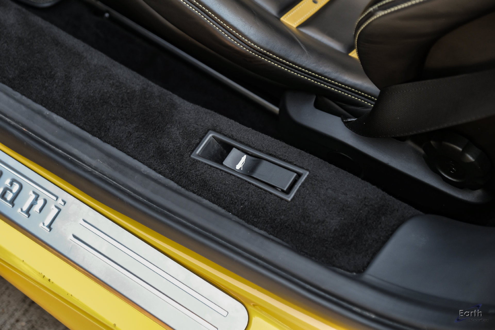 Used 2018 Ferrari 488 Spider RWD image 53