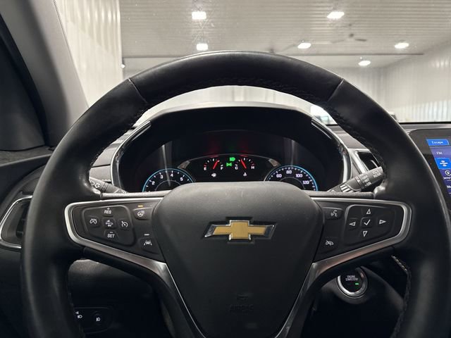Used 2023 Chevrolet Equinox Premier image 14
