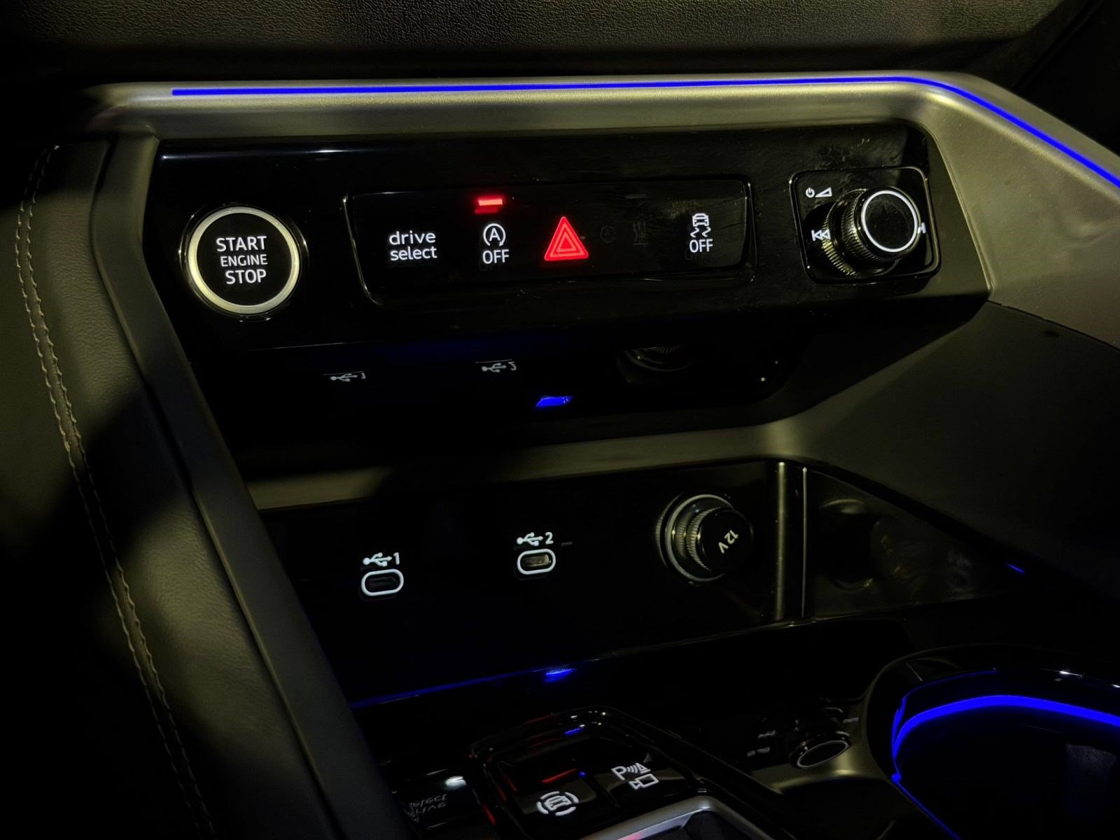 Certified 2025 Audi Q5 Premium w/ Convenience Package AWD/4WD image 18