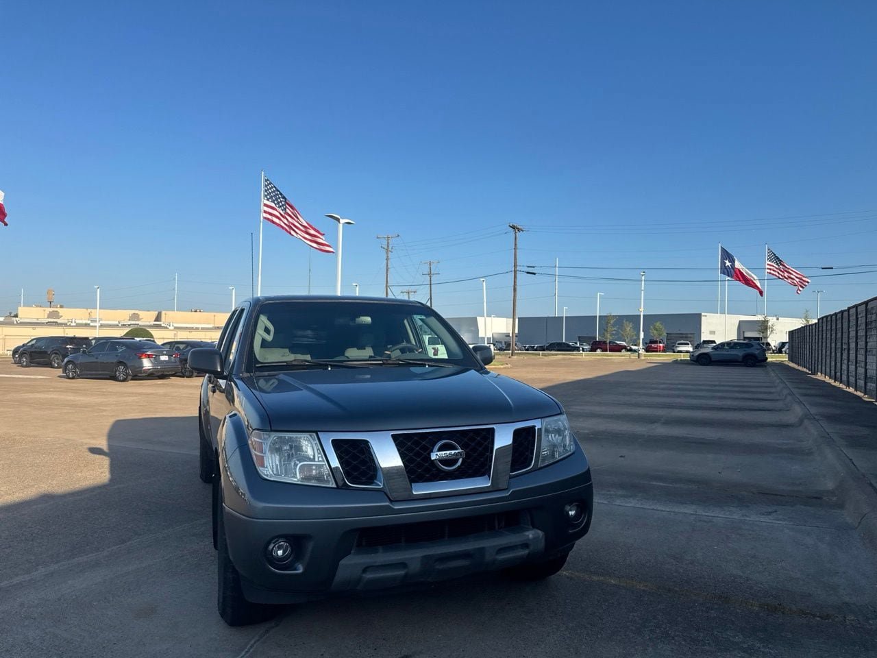 Used 2019 Nissan Frontier SV w/ Value Truck Package RWD image 3