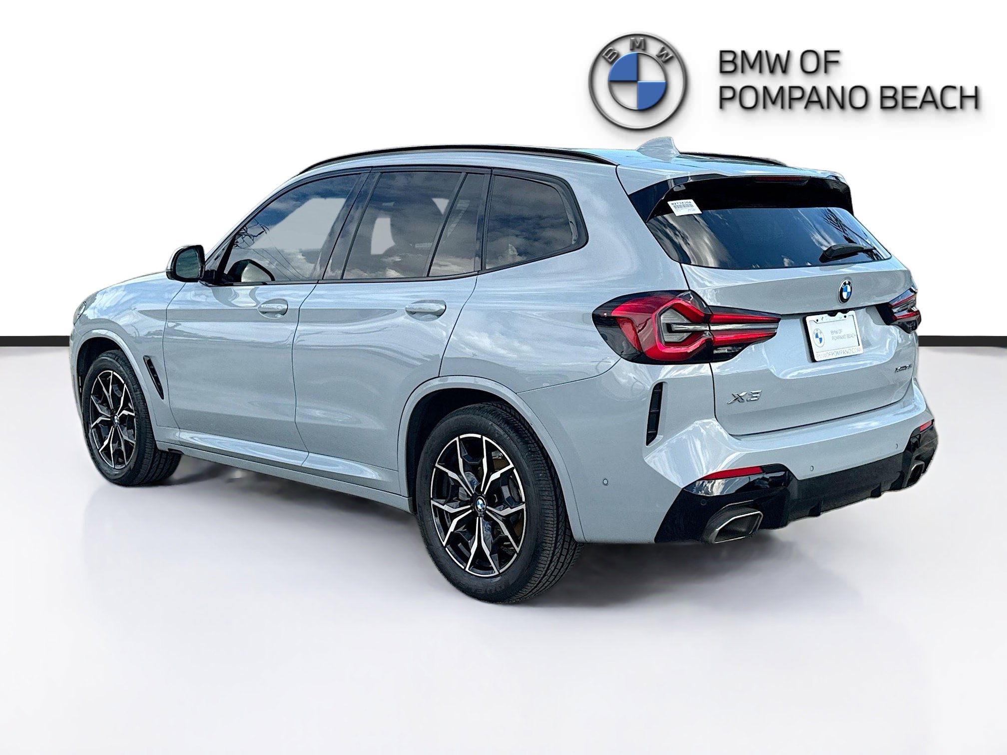 Used 2023 BMW X3 xDrive30i w/ M Sport Package image 5