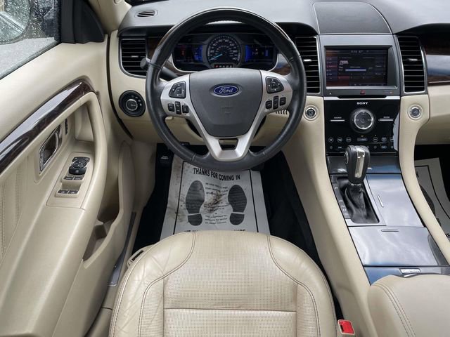 Used 2013 Ford Taurus Limited FWD image 12