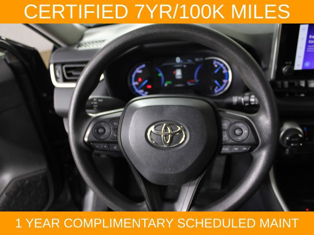 Used 2025 Toyota RAV4 XLE AWD/4WD image 17