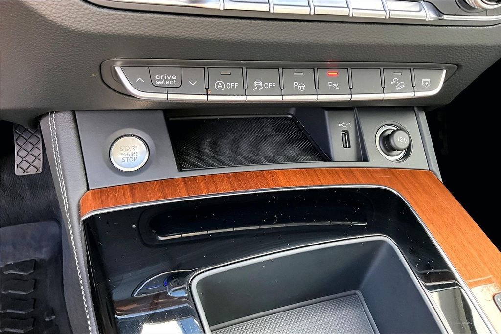 Certified 2022 Audi Q5 2.0T Prestige w/ Prestige Package AWD/4WD image 29