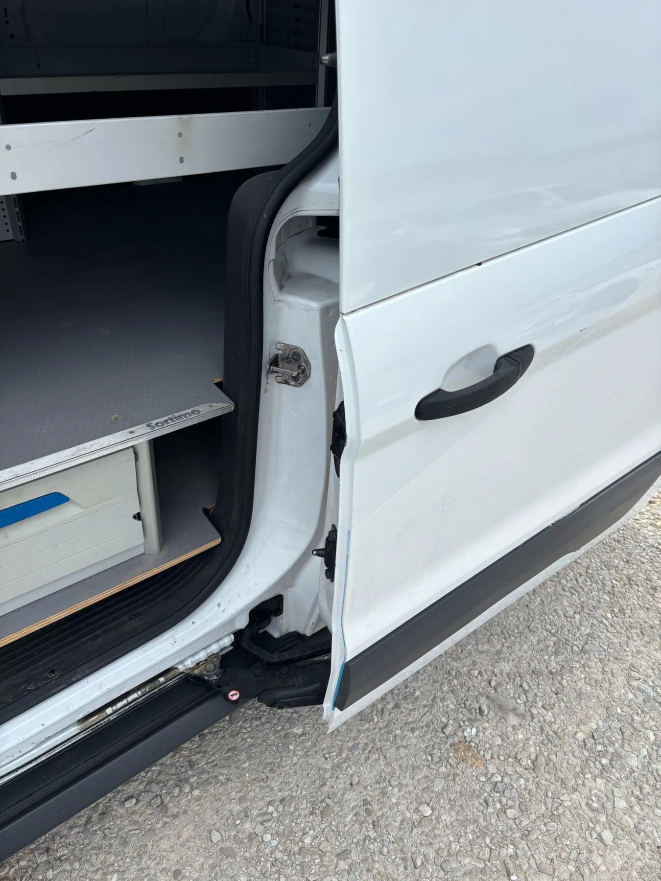 Used 2014 Ford Transit Connect XL image 15