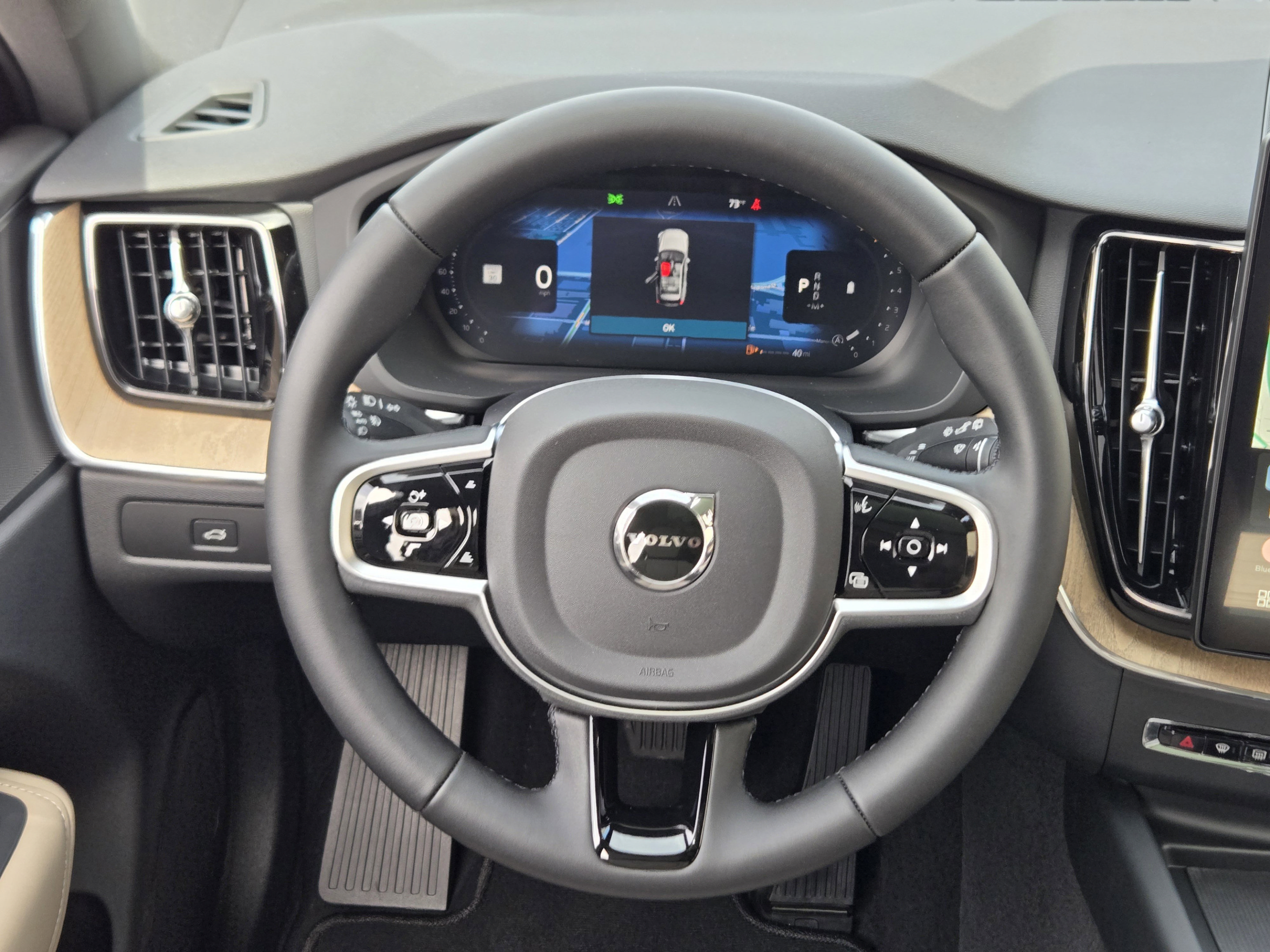 Used 2026 Volvo XC60 B5 Plus w/ Protection Package Premier AWD/4WD image 21