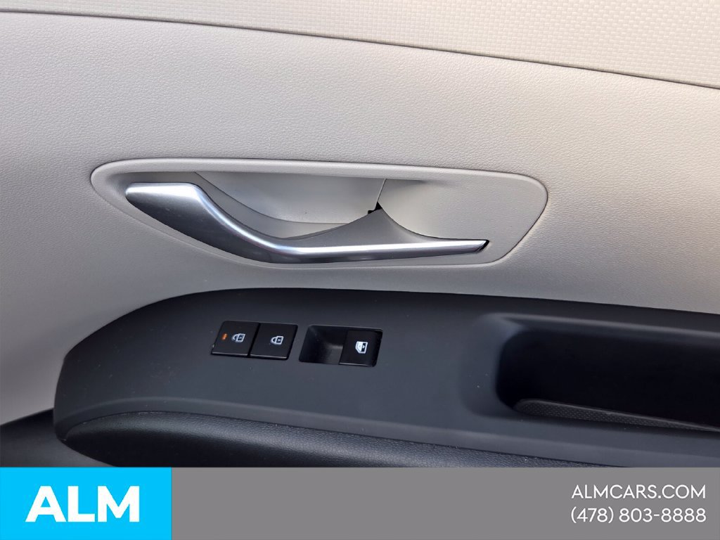 Used 2025 Hyundai Tucson SEL FWD image 18