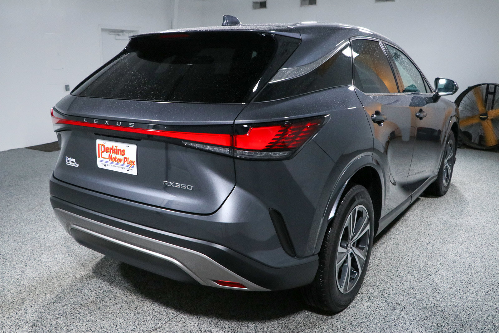 Used 2024 Lexus RX 350 Premium w/ Convenience Package FWD image 7