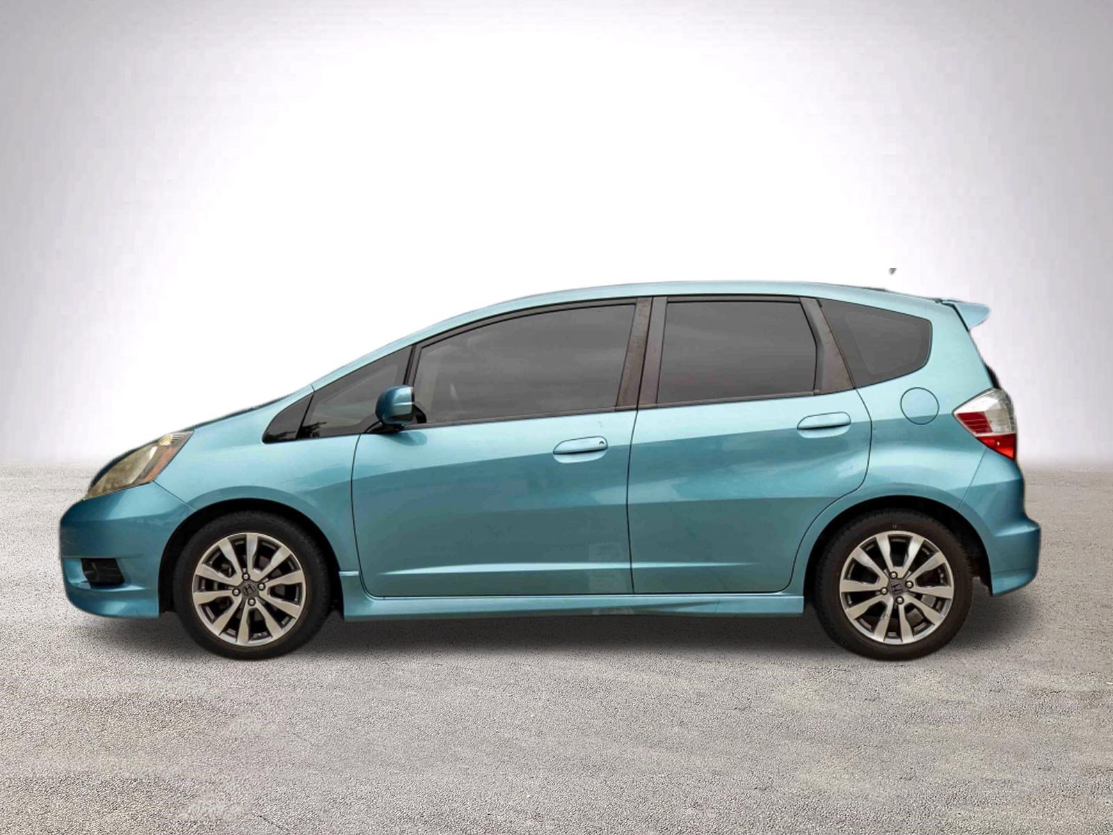 Used 2013 Honda Fit Sport image 6