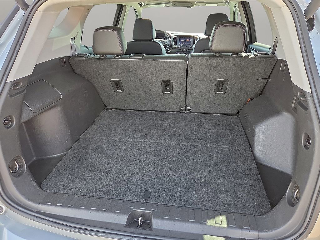 Used 2024 GMC Terrain SLT image 19