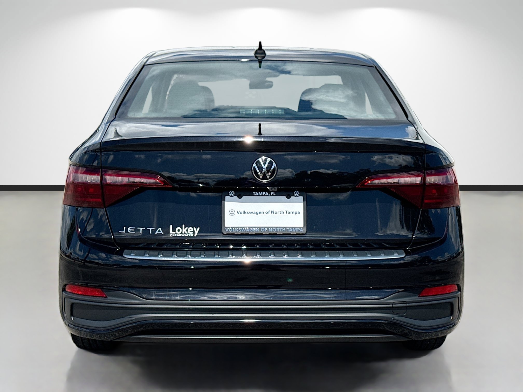 Used 2022 Volkswagen Jetta S FWD image 4