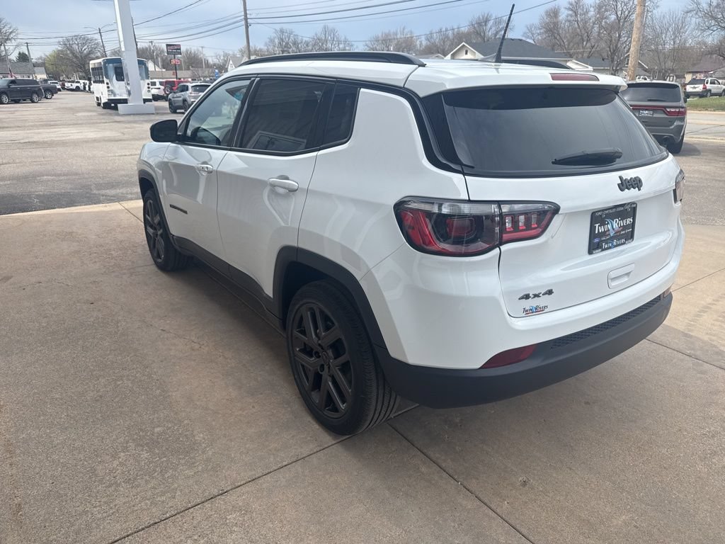 New 2026 Jeep Compass Latitude w/ Sun and Sound Group AWD/4WD image 5