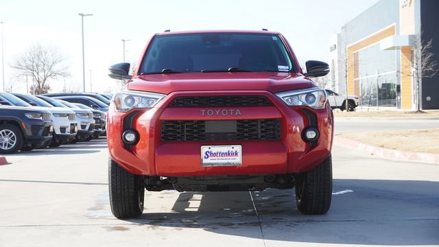Used 2023 Toyota 4Runner 40th Anniversary SE image 2